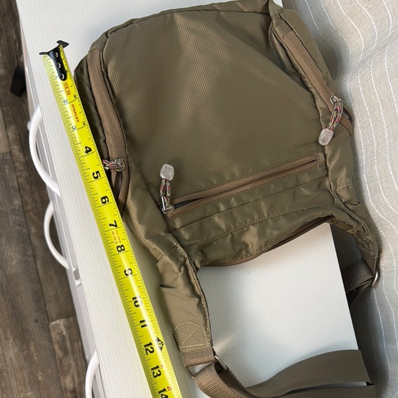 eBay’s Crossbody Bag - Picture 16 of 16